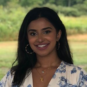 Meet your Posher, Zelia